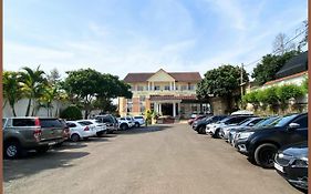 Khách sạn Memories